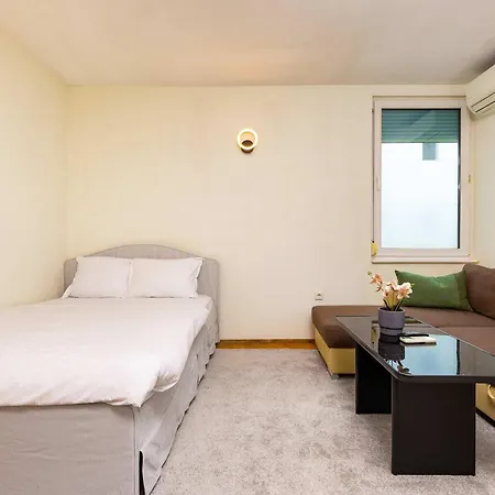 Urban Comfort 2bd Near Botev Stadium By Flat Manаger * プロヴディフ