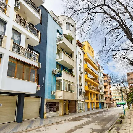 Urban Comfort 2bd Near Botev Stadium By Flat Manаger *