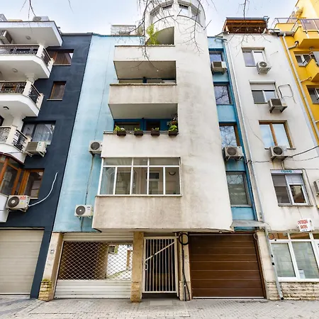 アパート Urban Comfort 2bd Near Botev Stadium By Flat Manаger